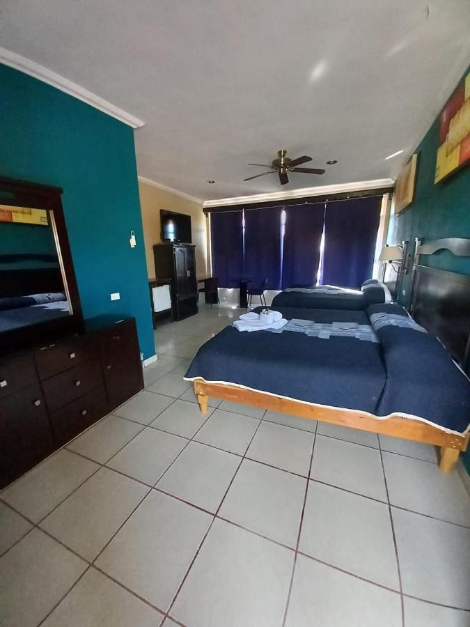 Hotel Paraiso Del Valle Ciudad Constitucion Екстер'єр фото