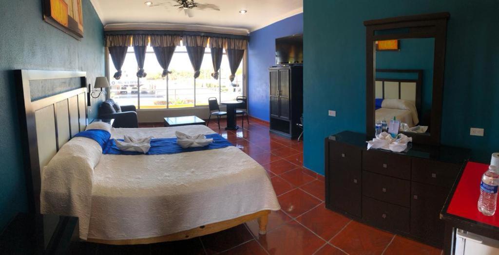 Hotel Paraiso Del Valle Ciudad Constitucion Екстер'єр фото